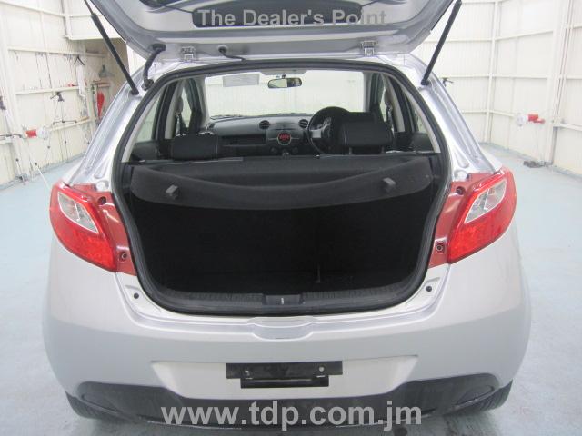 MAZDA DEMIO 2008 Image 6