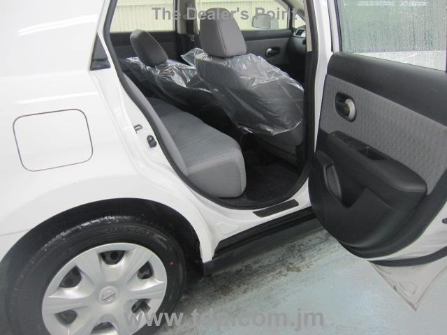 NISSAN TIIDA LATIO 2009 Image 5