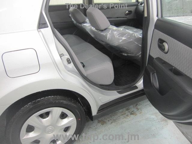 NISSAN TIIDA LATIO 2010 Image 5