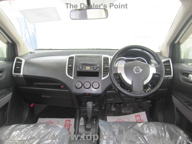 NISSAN WINGROAD S/W 2007 Image 2