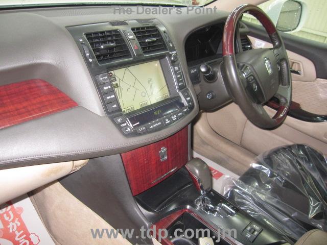 TOYOTA CROWN 2008 Image 12