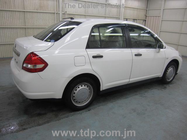 NISSAN TIIDA LATIO 2010 Image 3