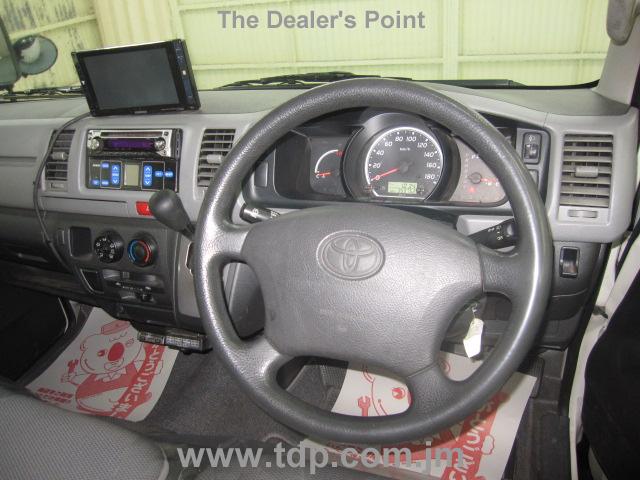 TOYOTA HIACE 2007 Image 2