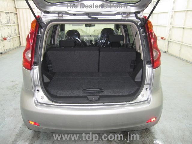 NISSAN NOTE 2008 Image 12