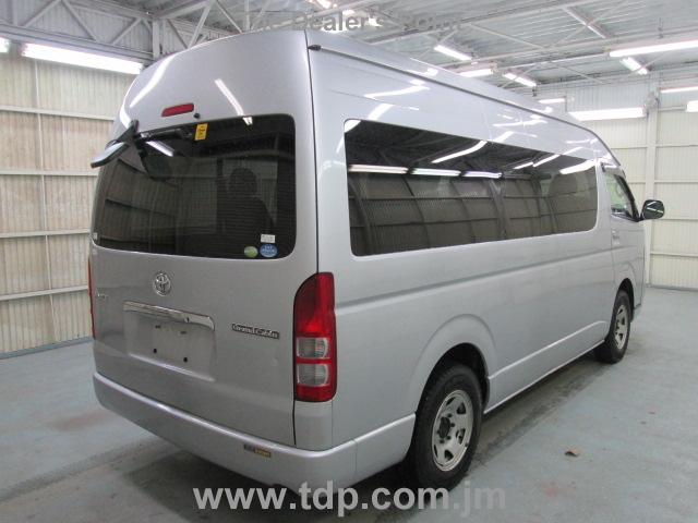 TOYOTA HIACE WAGON 2009 Image 3