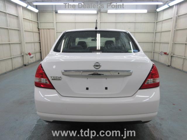 NISSAN TIIDA LATIO 2011 Image 5