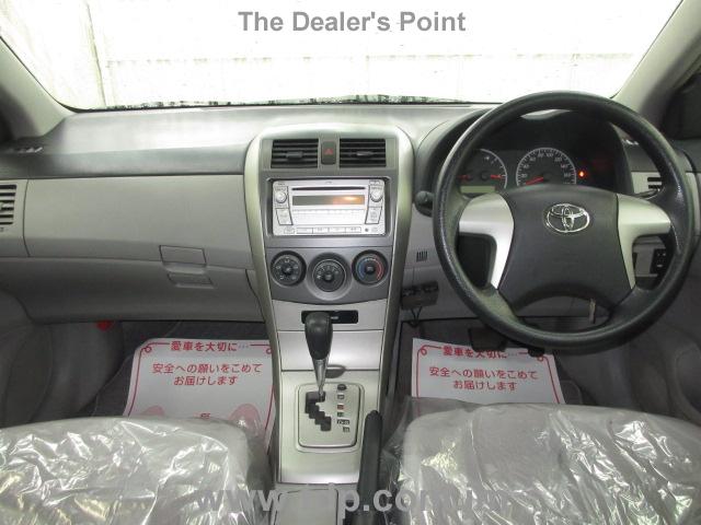 TOYOTA COROLLA AXIO 2010 Image 2