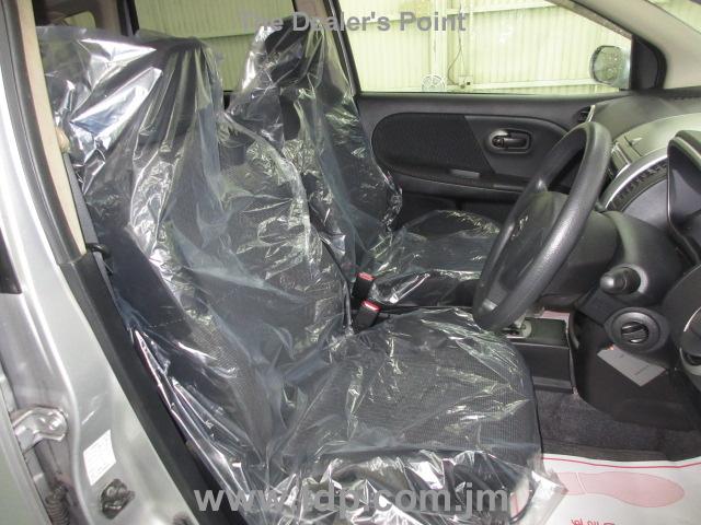NISSAN NOTE 2010 Image 7