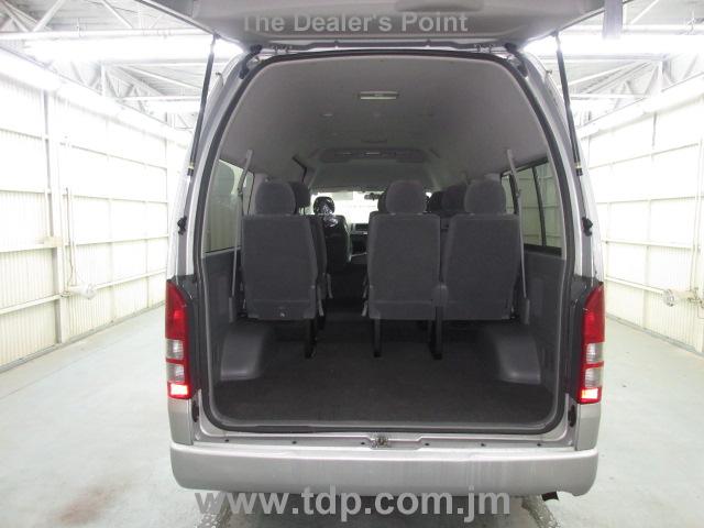 TOYOTA HIACE WAGON 2010 Image 19