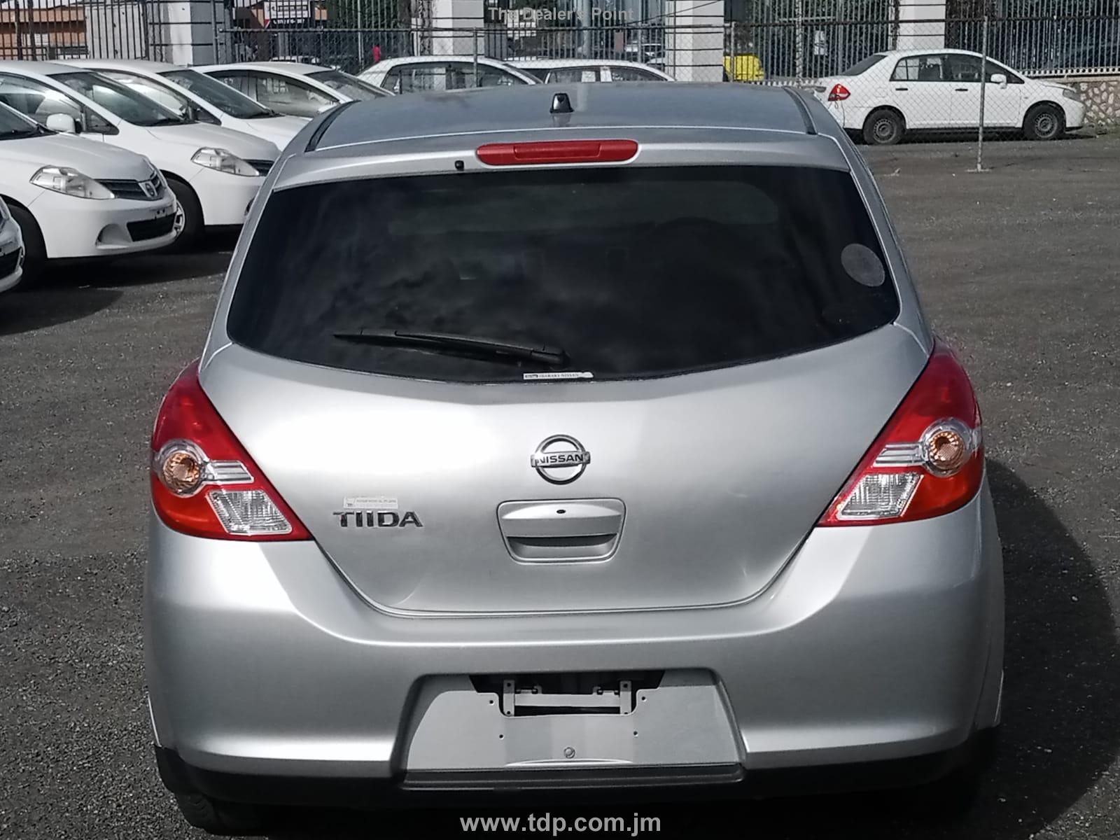 NISSAN TIIDA 2011 Image 27