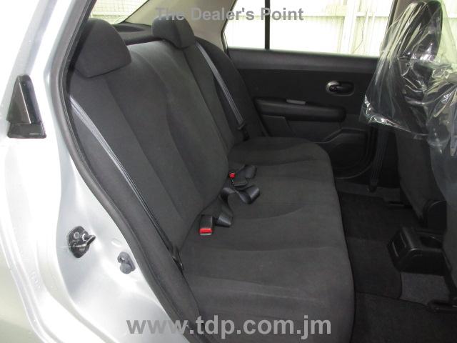 NISSAN TIIDA LATIO 2011 Image 9