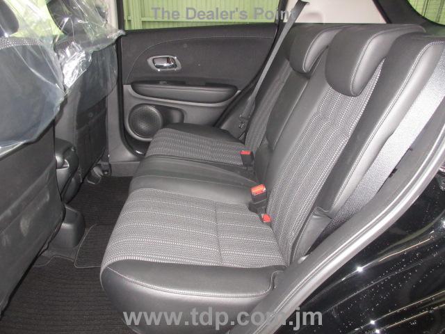 HONDA VEZEL 2015 Image 11