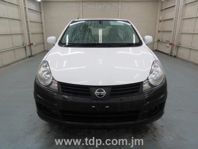 NISSAN A.D S/V 2011 Image 4