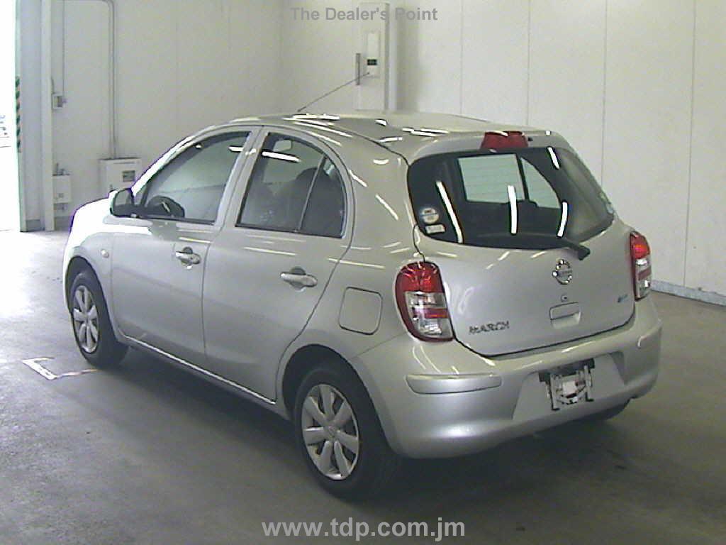 NISSAN MARCH 2012 Image 2