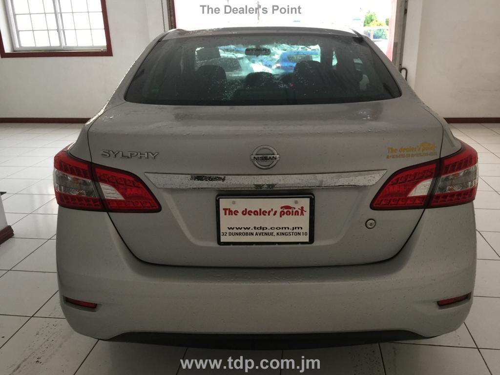 NISSAN SYLPHY 2013 Image 4