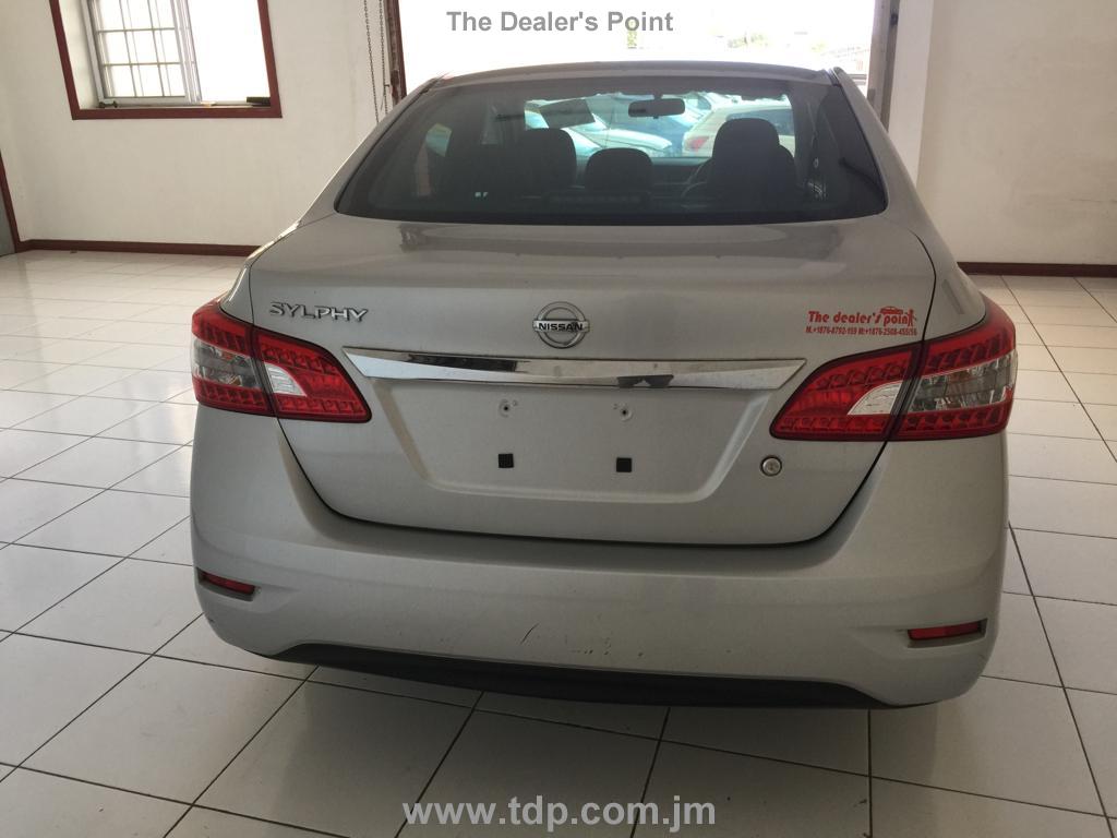 NISSAN SYLPHY 2013 Image 4