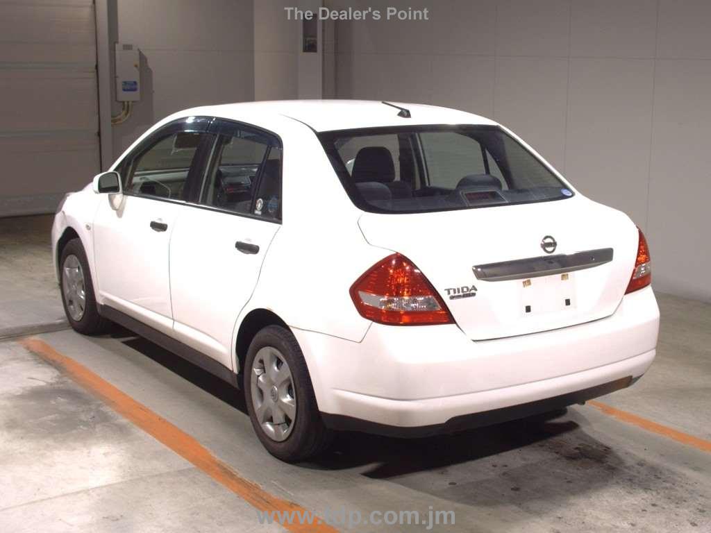 NISSAN TIIDA LATIO 2012 Image 2