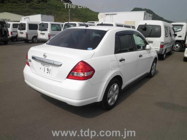 NISSAN TIIDA LATIO 2012 Image 2