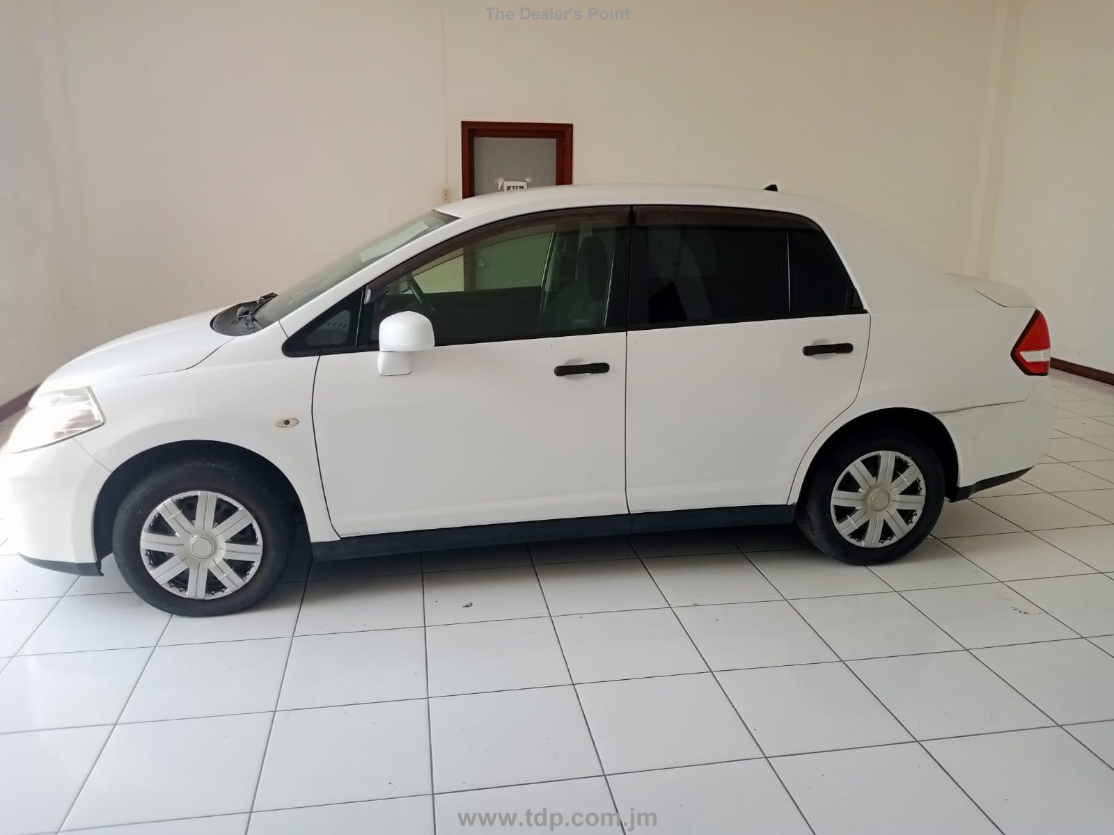 NISSAN TIIDA LATIO 2012 Image 22