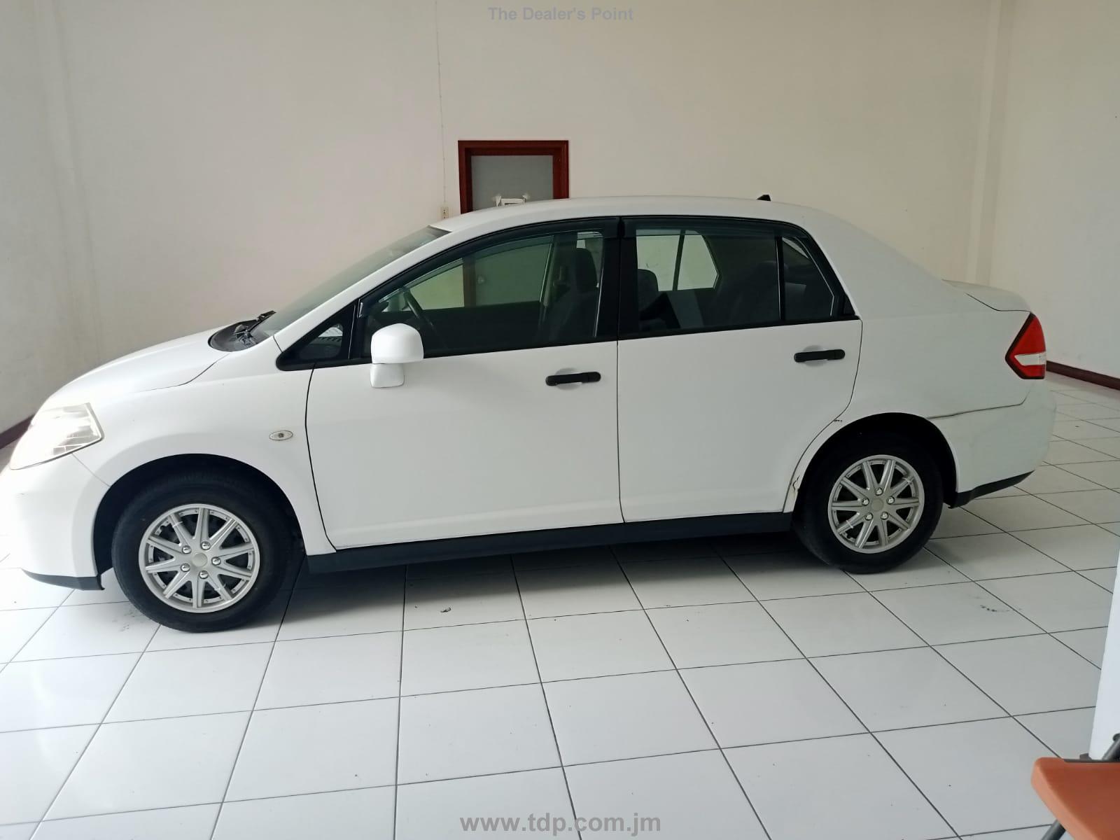 NISSAN TIIDA LATIO 2012 Image 5