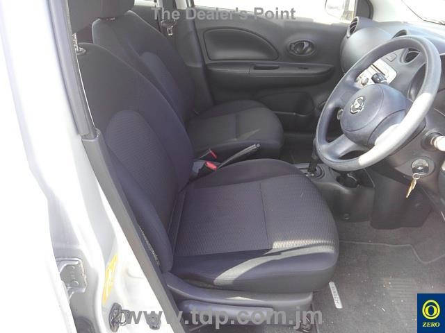 NISSAN MARCH 2012 Image 7