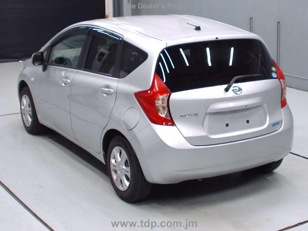 NISSAN NOTE 2012 Image 2