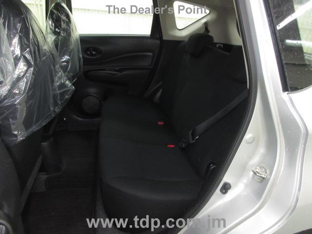 NISSAN NOTE 2012 Image 12