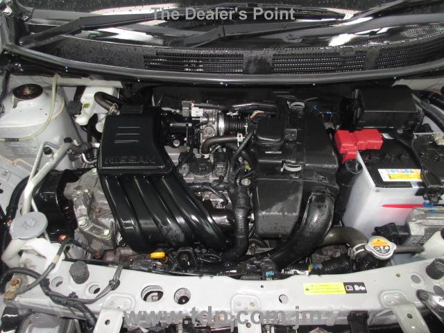 NISSAN LATIO 2013 Image 6