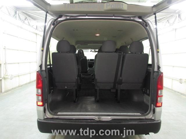 TOYOTA HIACE WAGON 2012 Image 20