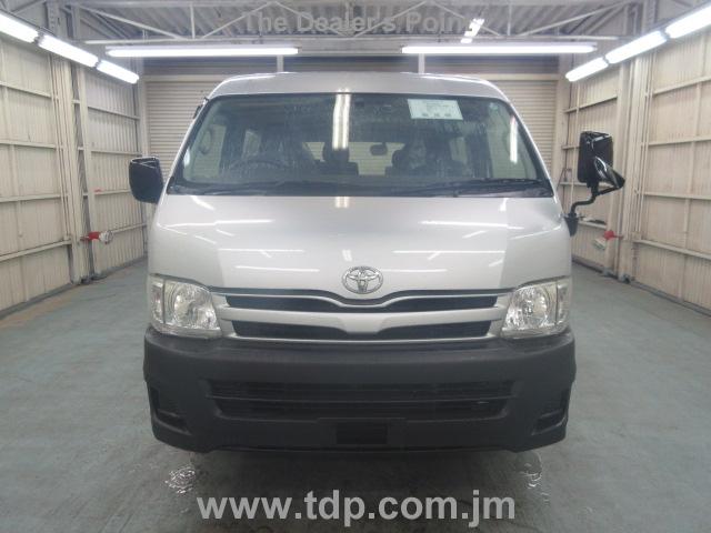 TOYOTA HIACE WAGON 2012 Image 4