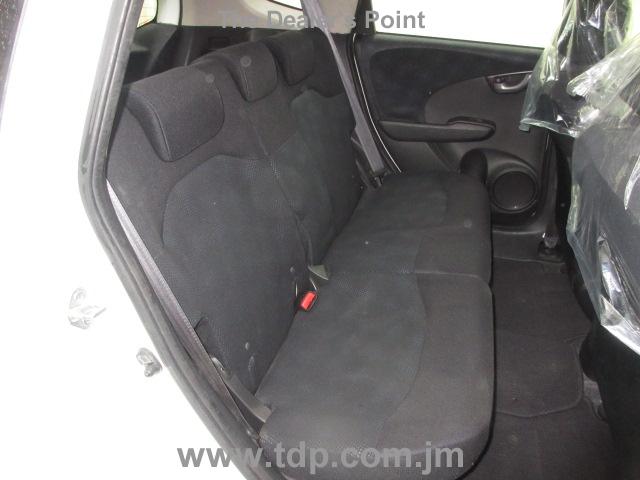 HONDA FIT 2013 Image 9