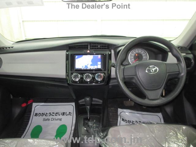 TOYOTA COROLLA AXIO 2013 Image 2