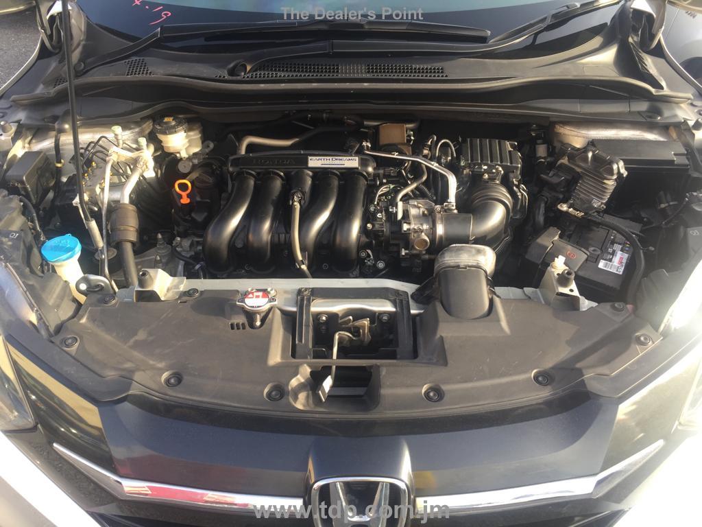 HONDA VEZEL 2015 Image 5