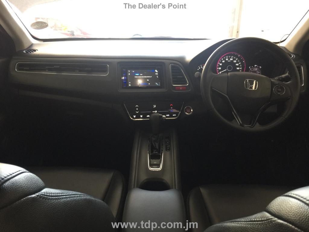 HONDA VEZEL 2015 Image 8