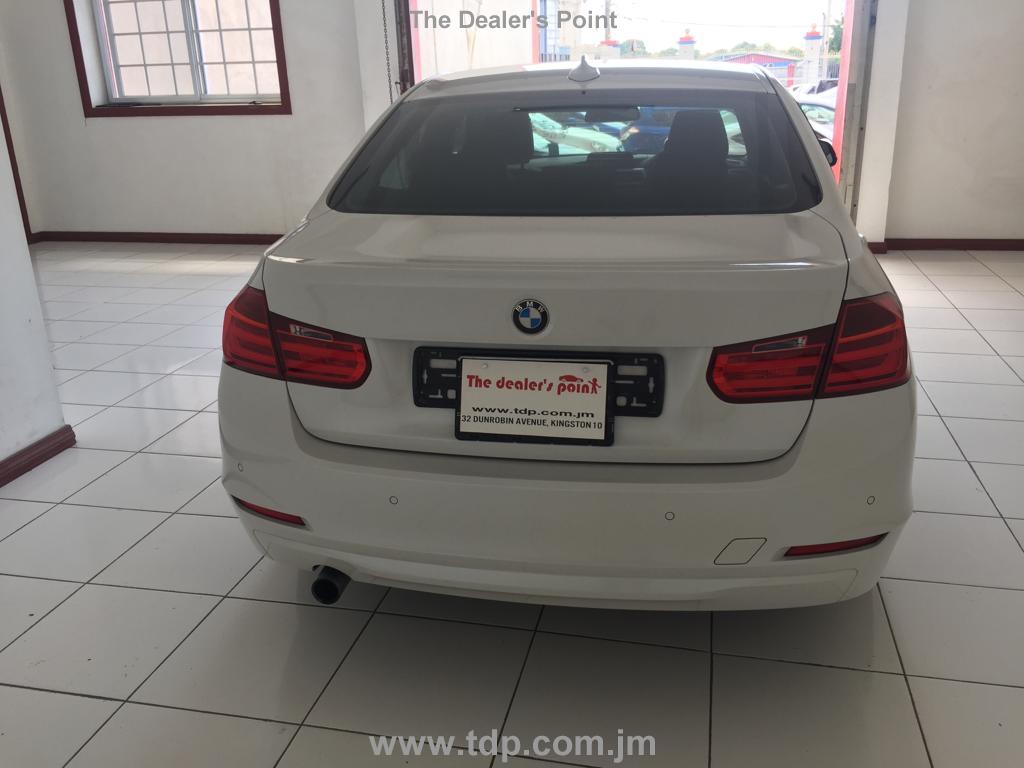 BMW 3-SERIES 2015 Image 4