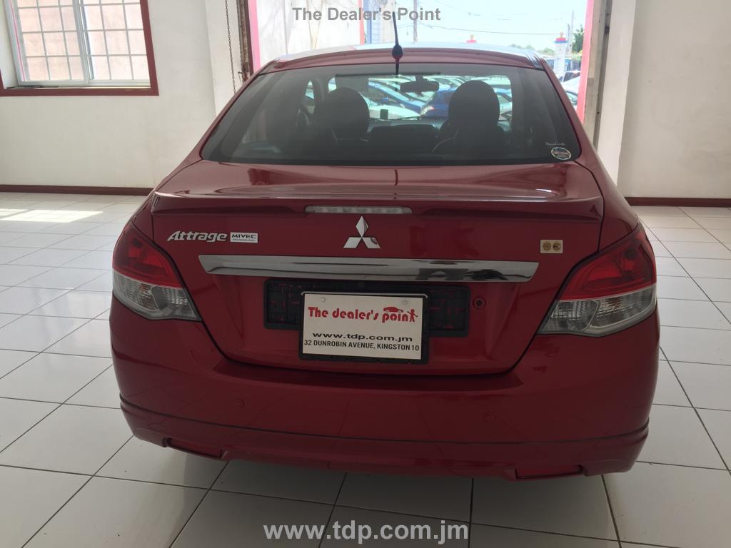 MITSUBISHI ATTRAGE 2015 Image 4