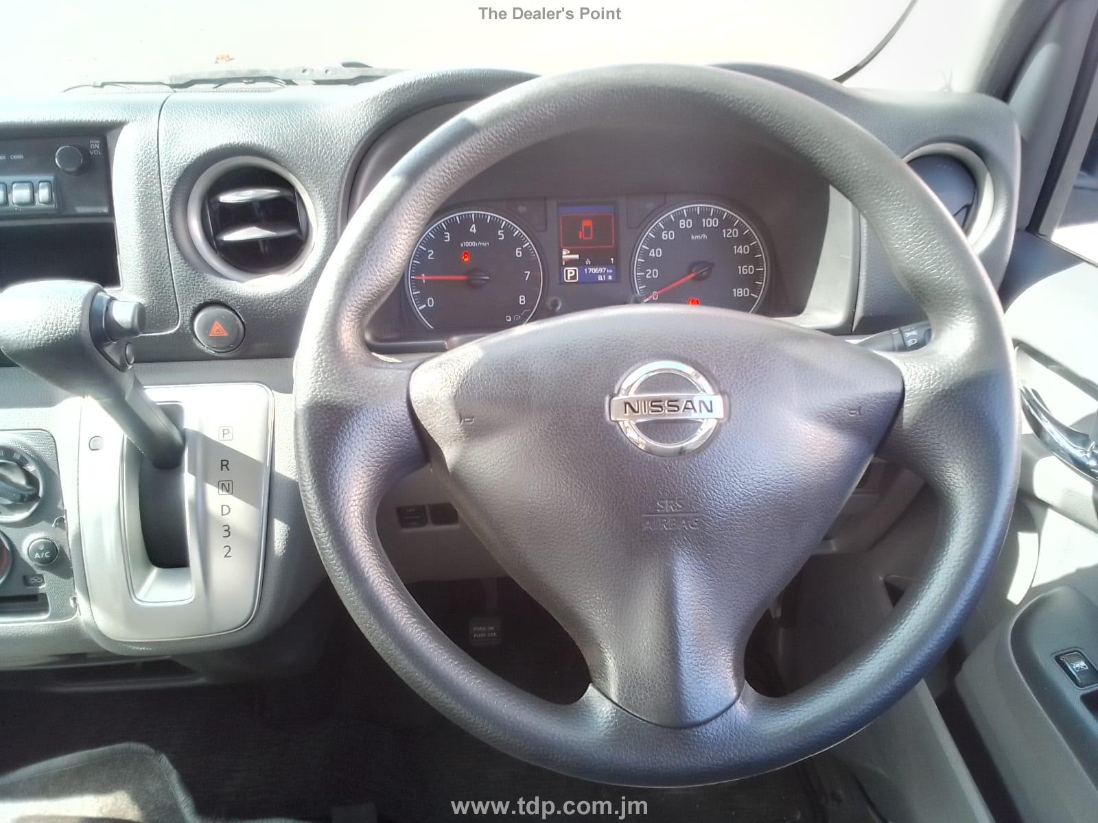 NISSAN NV350 CARAVAN 2014 Image 30