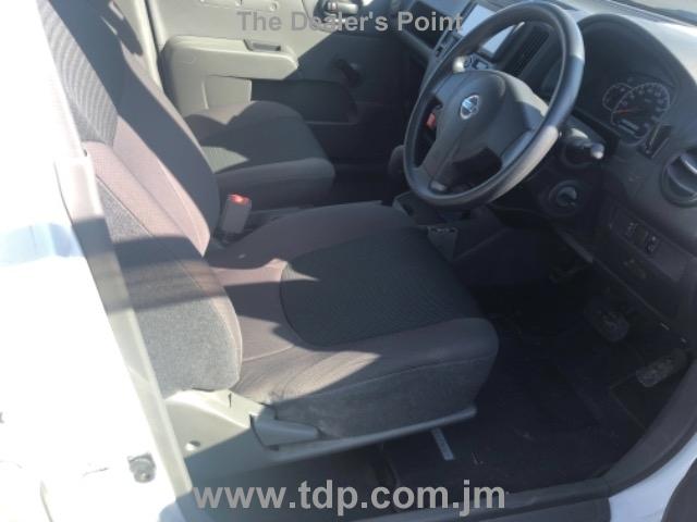 NISSAN A.D S/V 2015 Image 11