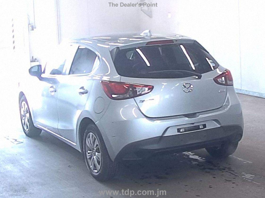 MAZDA DEMIO 2017 Image 2