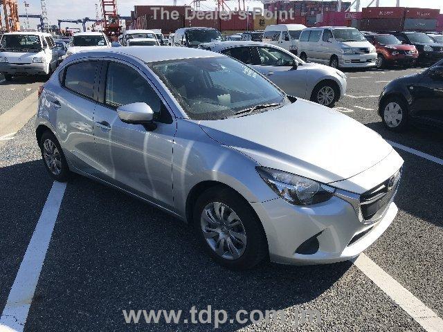 MAZDA DEMIO 2017 Image 22