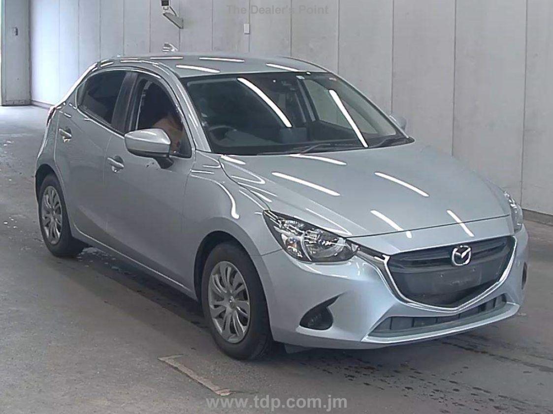 MAZDA DEMIO 2017 Image 1