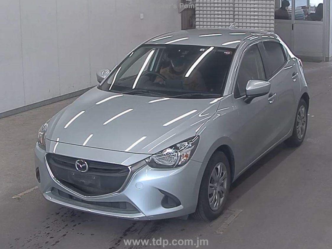 MAZDA DEMIO 2017 Image 4