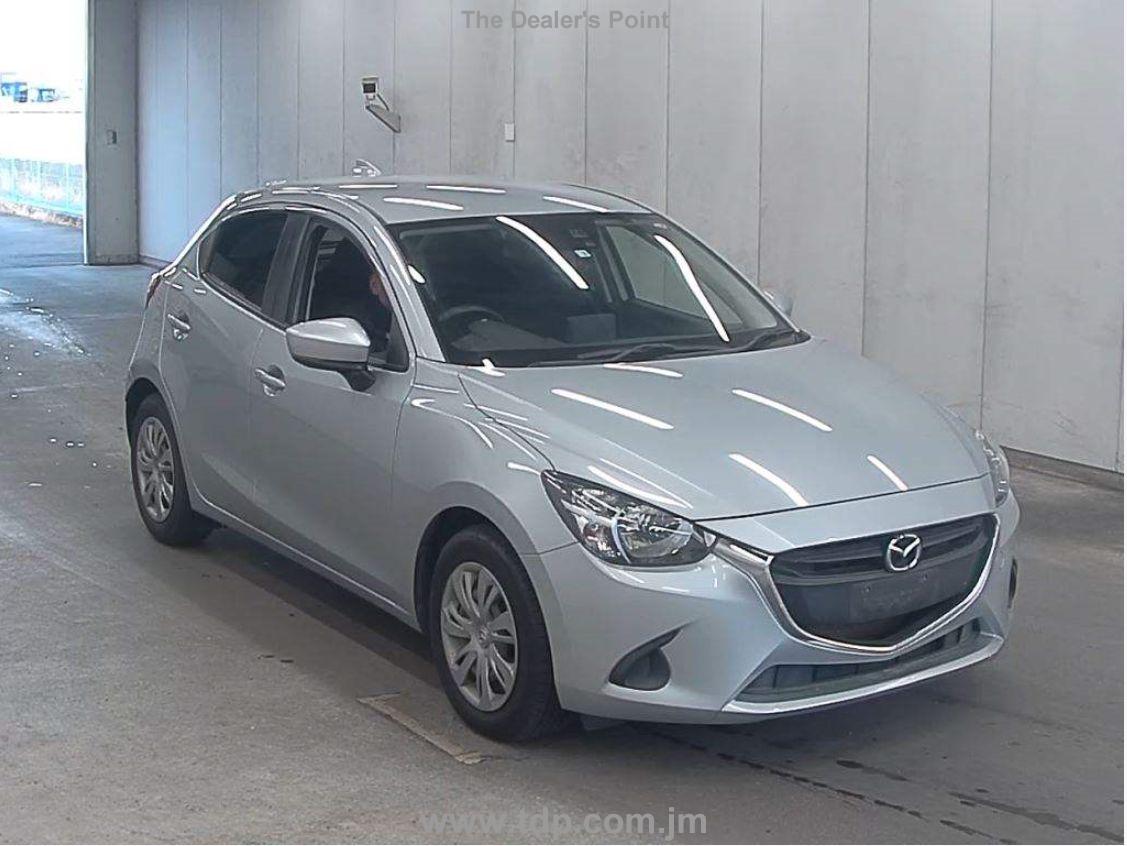 MAZDA DEMIO 2017 Image 1