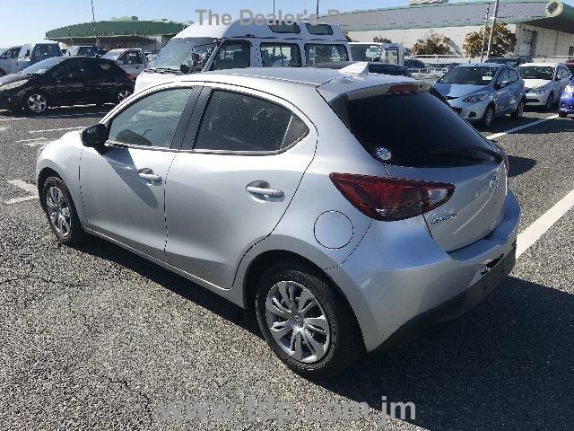 MAZDA DEMIO 2017 Image 23