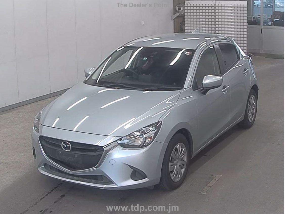 MAZDA DEMIO 2017 Image 4