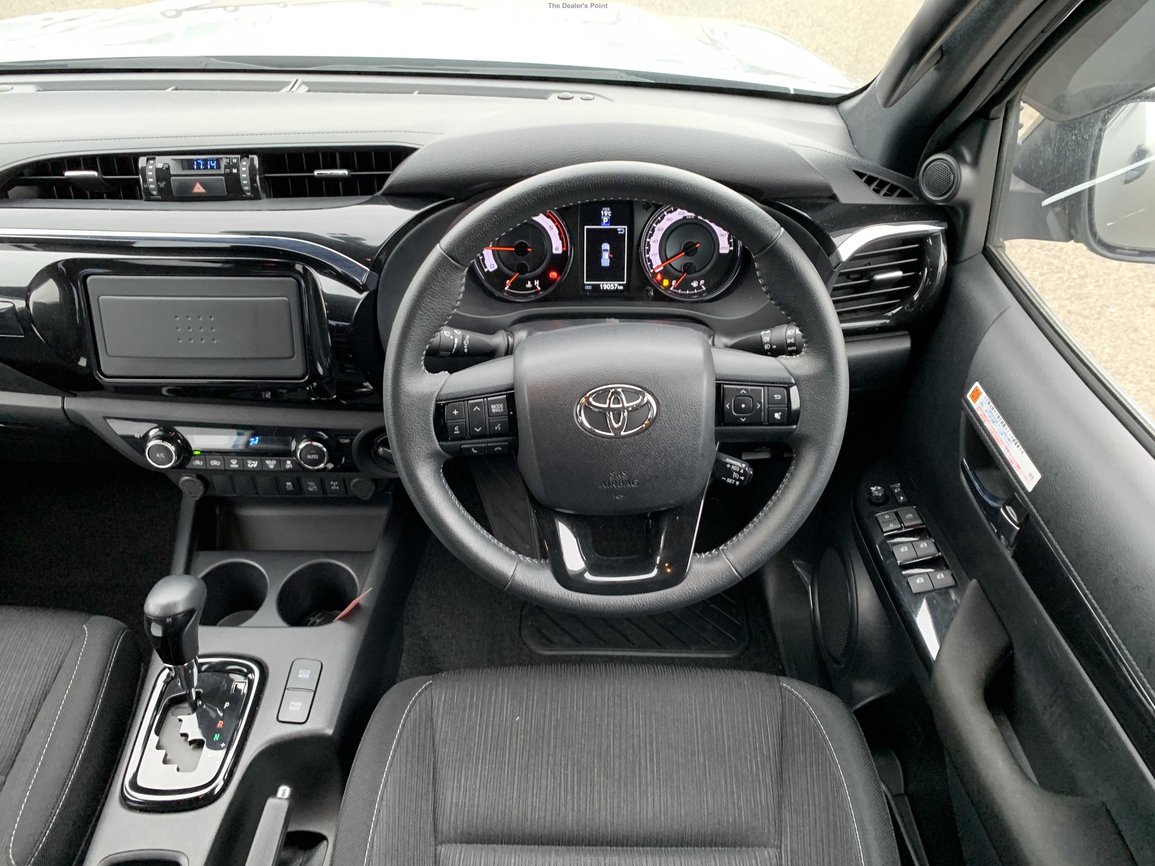 TOYOTA HILUX 2019 Image 7