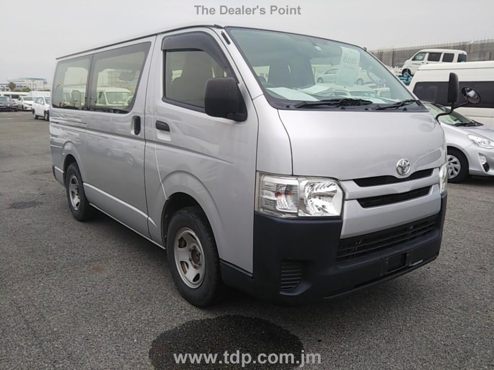 TOYOTA HIACE 2015 Image 2