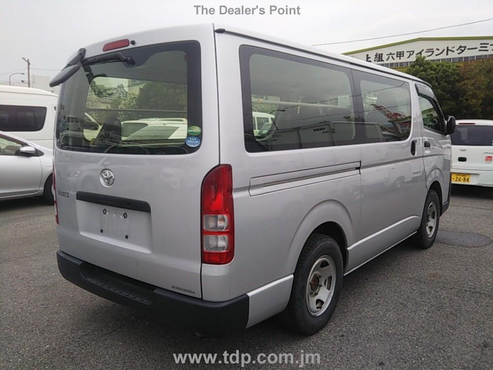 TOYOTA HIACE 2015 Image 3