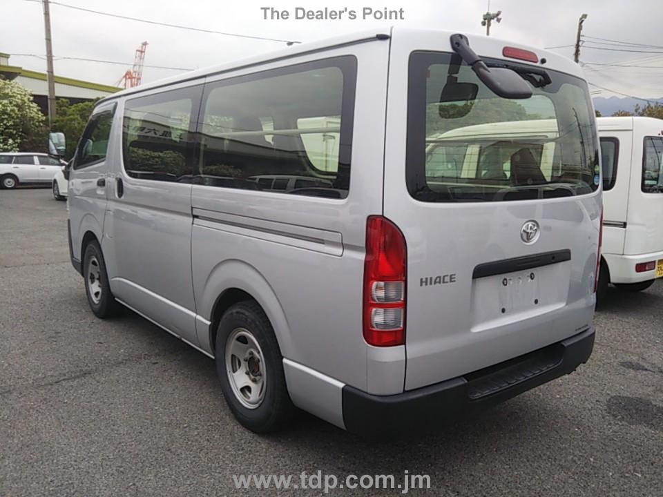 TOYOTA HIACE 2015 Image 5