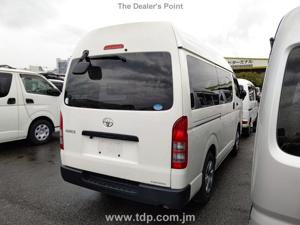 TOYOTA HIACE 2016 Image 3